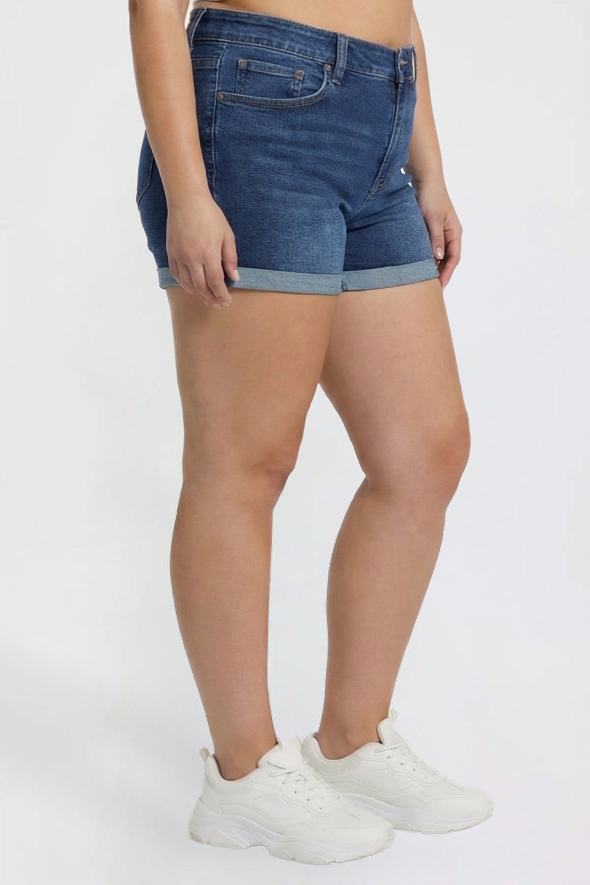 Cuff Hem Short