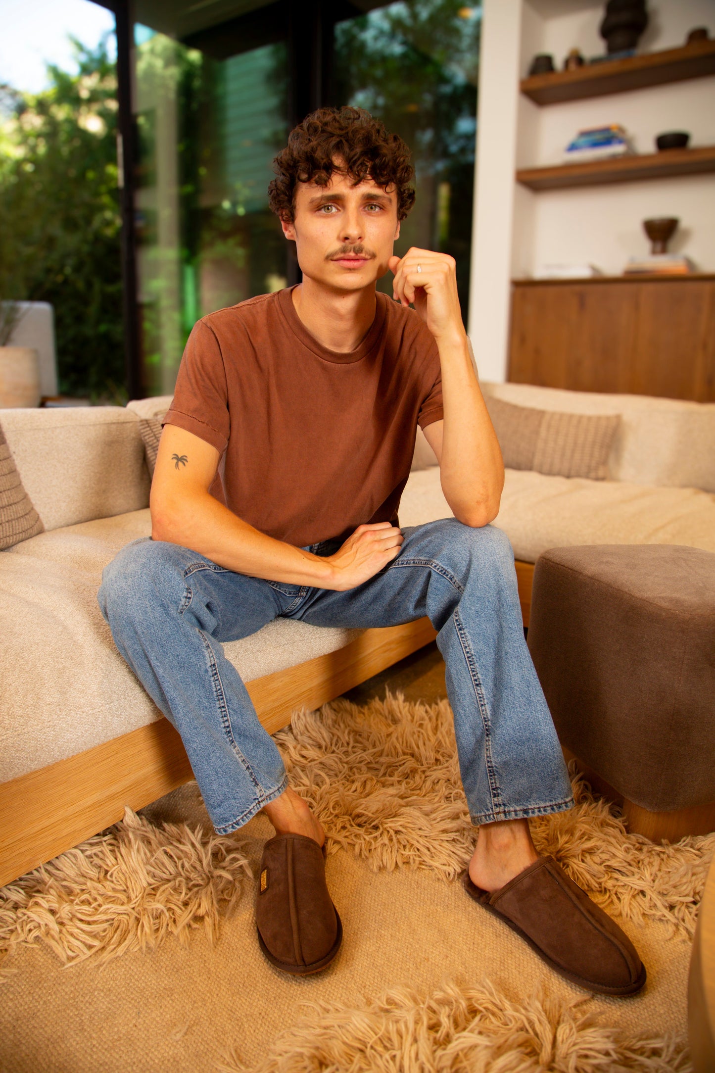 MENS CLOSED MULE CLAY