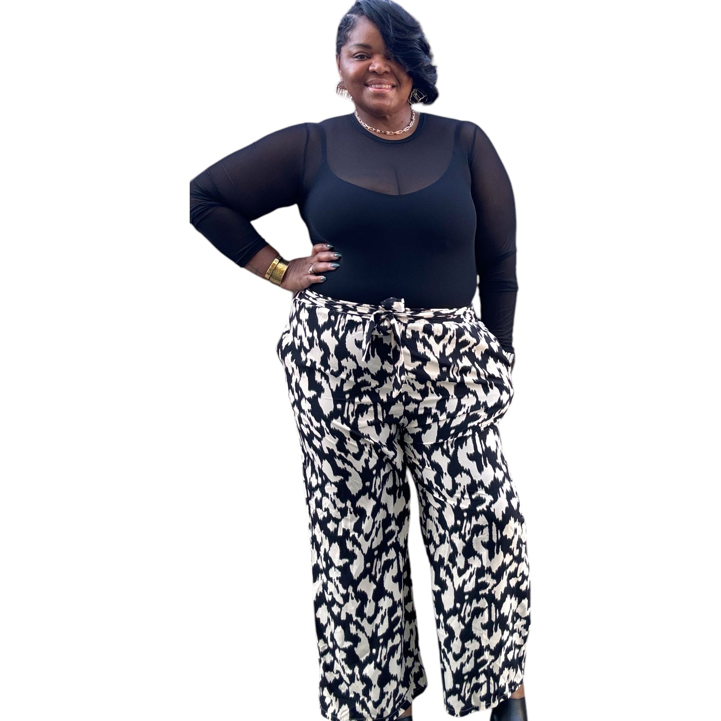 Black and White Wide Leg Belt Pant