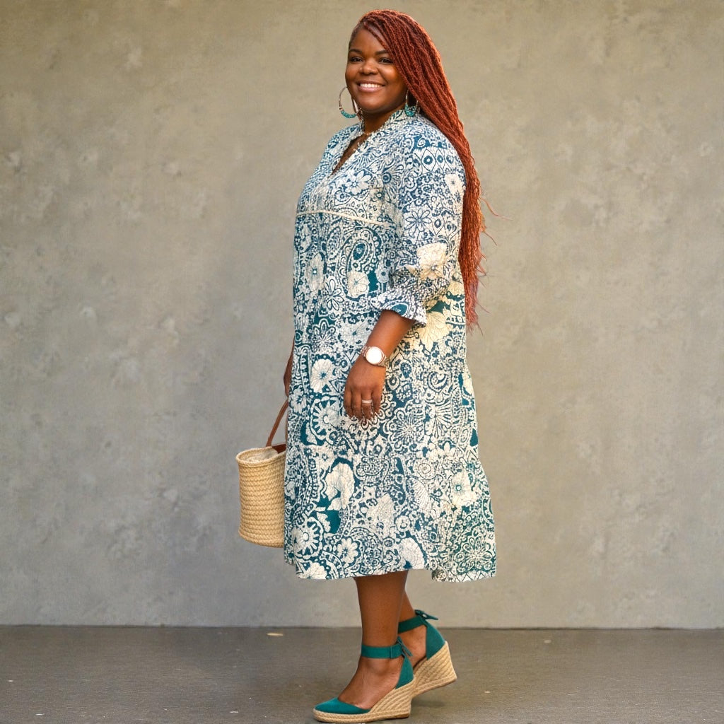 Peacock Print Tiered Midi Dress With 3/4 Sleeves