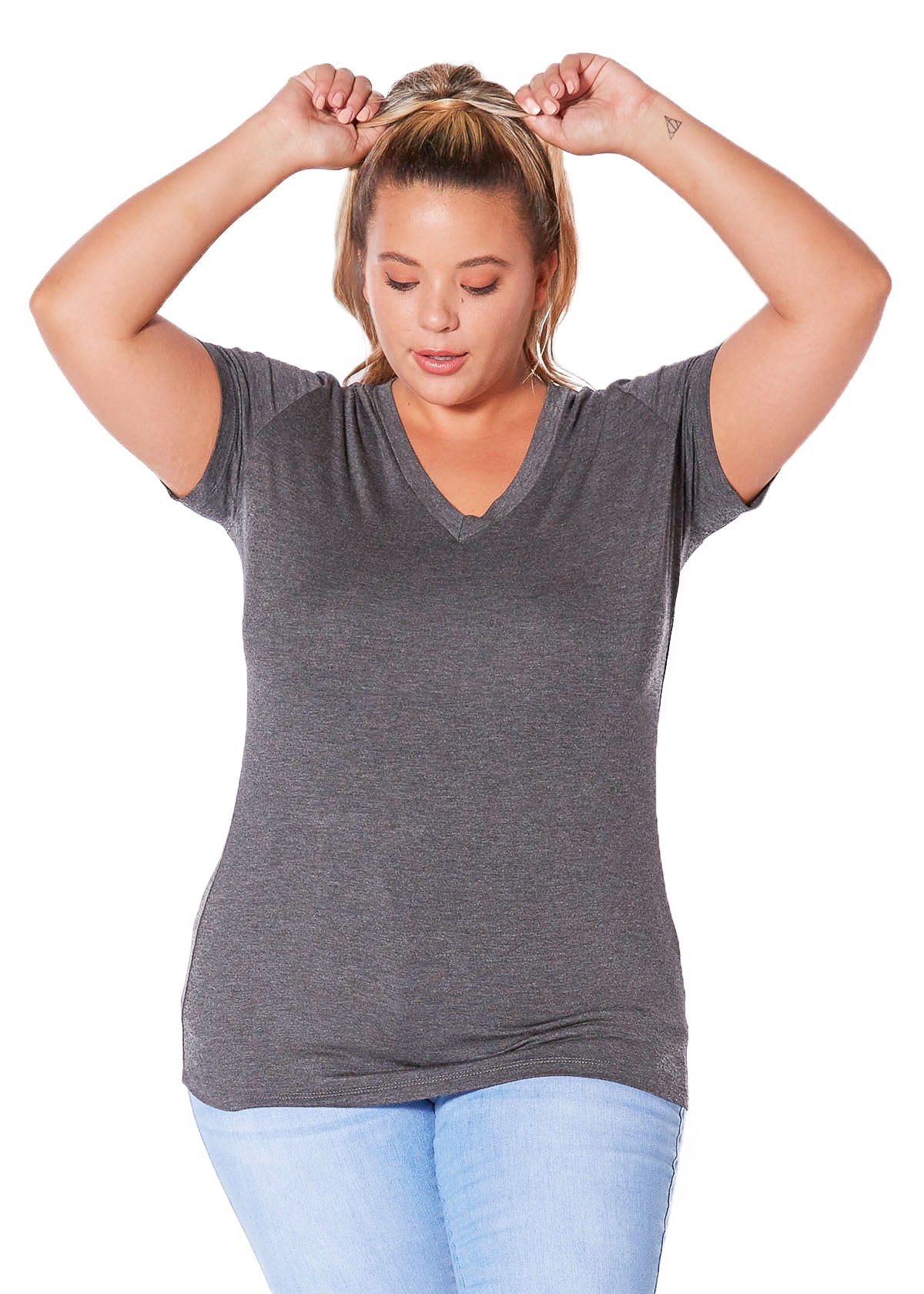 Plus Size V-neck Short Sleeve Basic Tee
