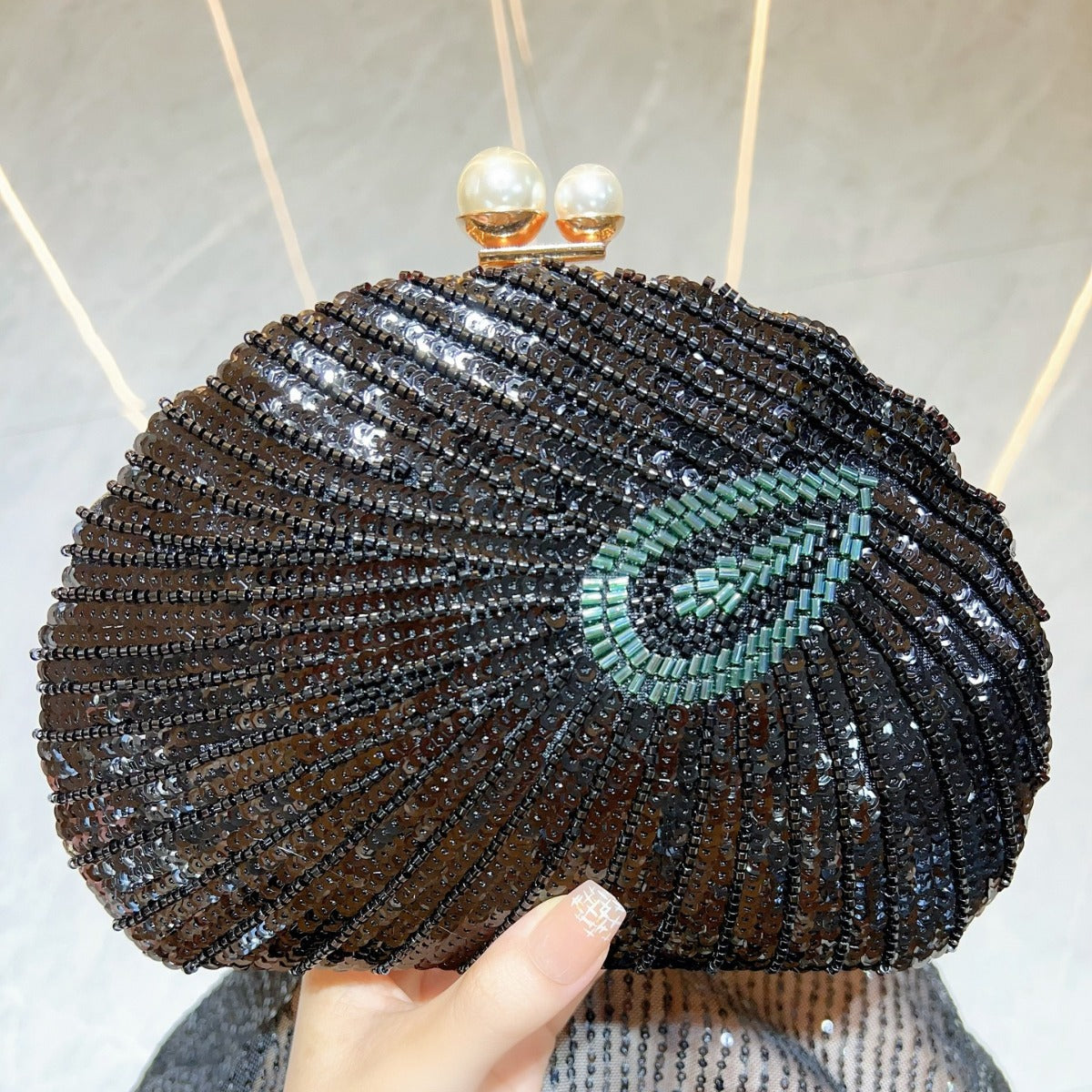 Elegant Retro Craft Beaded Evening Bag