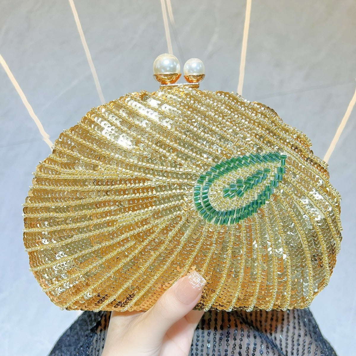 Elegant Retro Craft Beaded Evening Bag