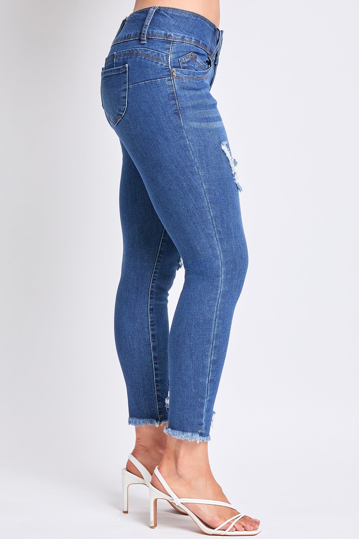 WannaBettaButt Ankle Jeans