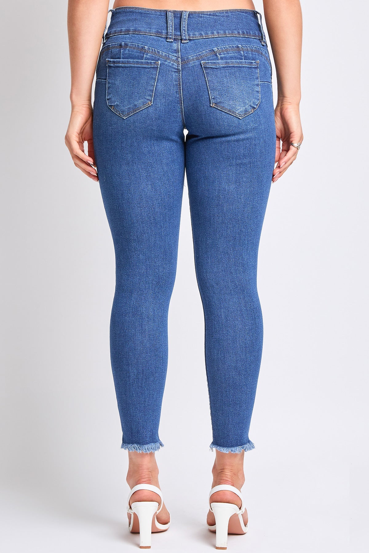 WannaBettaButt Ankle Jeans