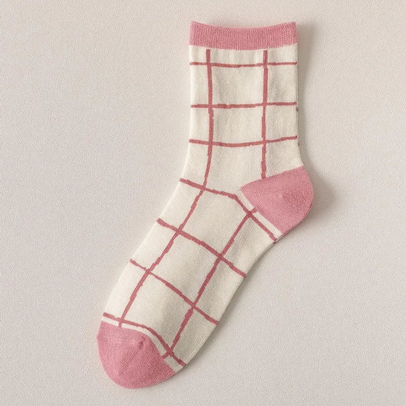 Pretty Pink & White Floral Socks