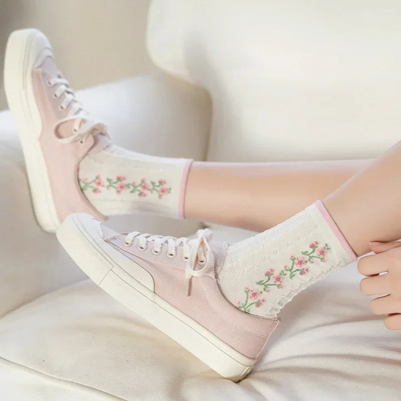 Pretty Pink & White Floral Socks