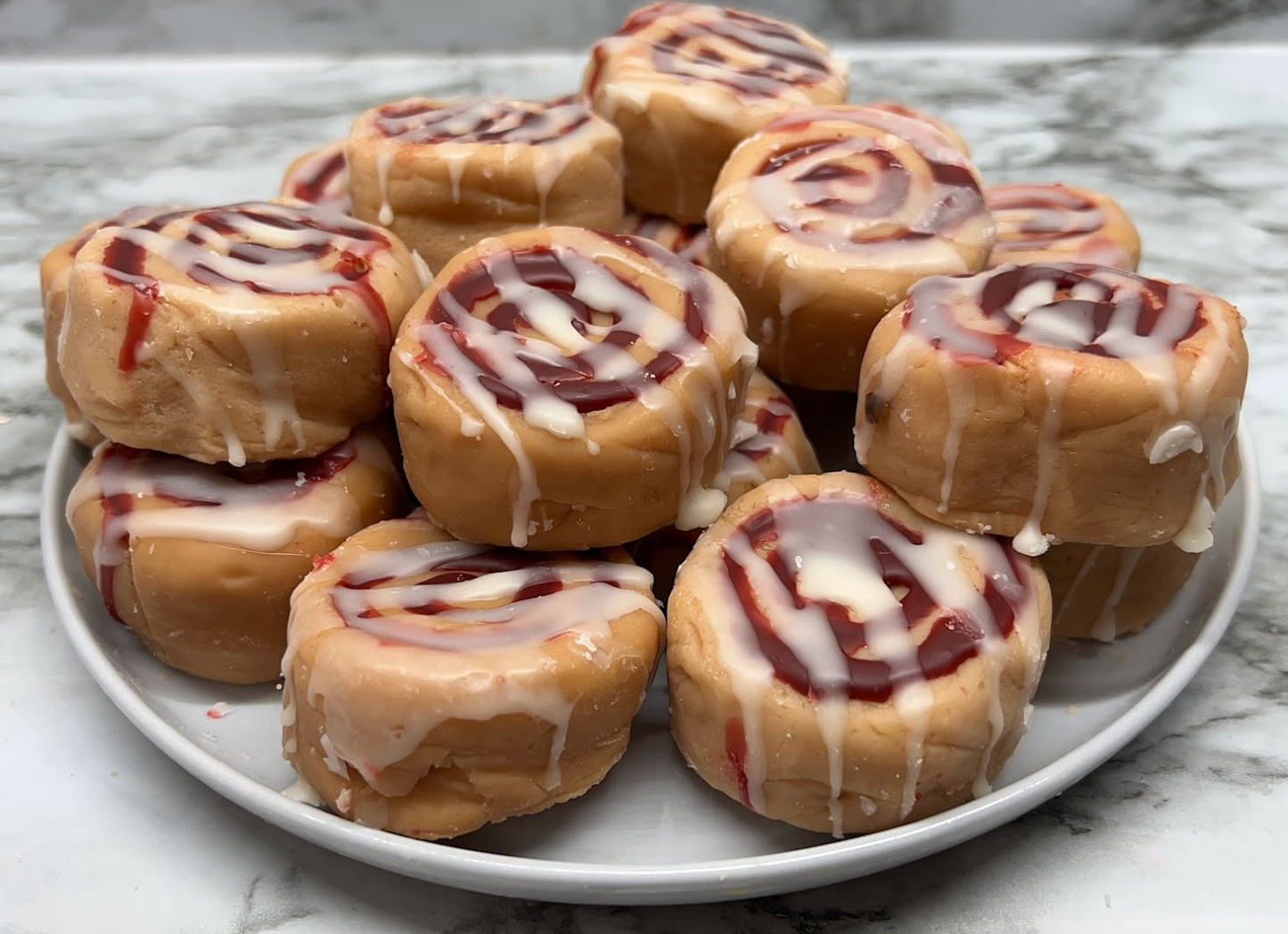 CINNAMON BUNS Wax Melts | Wax Embeds for Candles | Fake Food | 6 oz