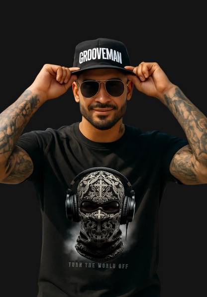 Turn The World Off – Men's Skull Balaclava Headphones Graphic T-Shirt