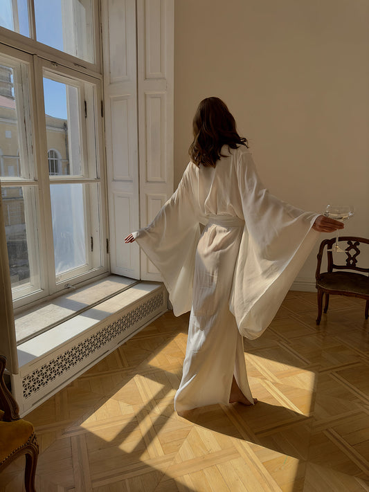 Veronica Split Side Viscose Kimono Robe
