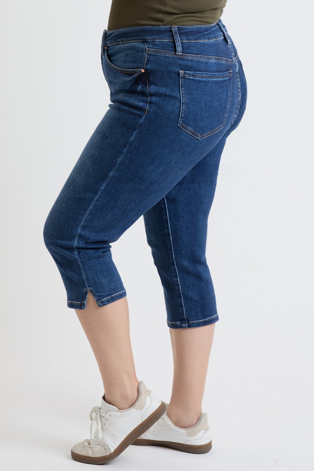 Premium Stretch Essential Capri