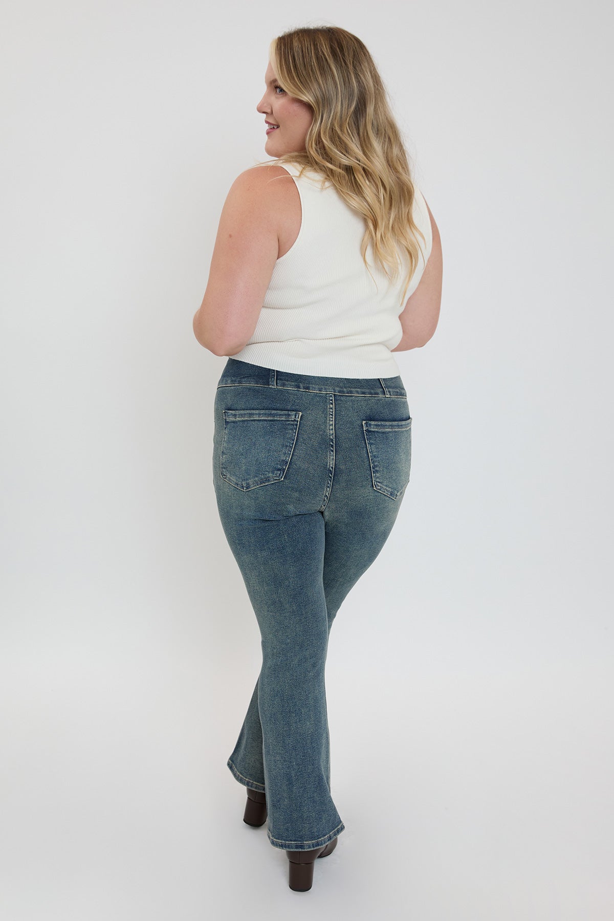 3-Button Bootcut Jeans