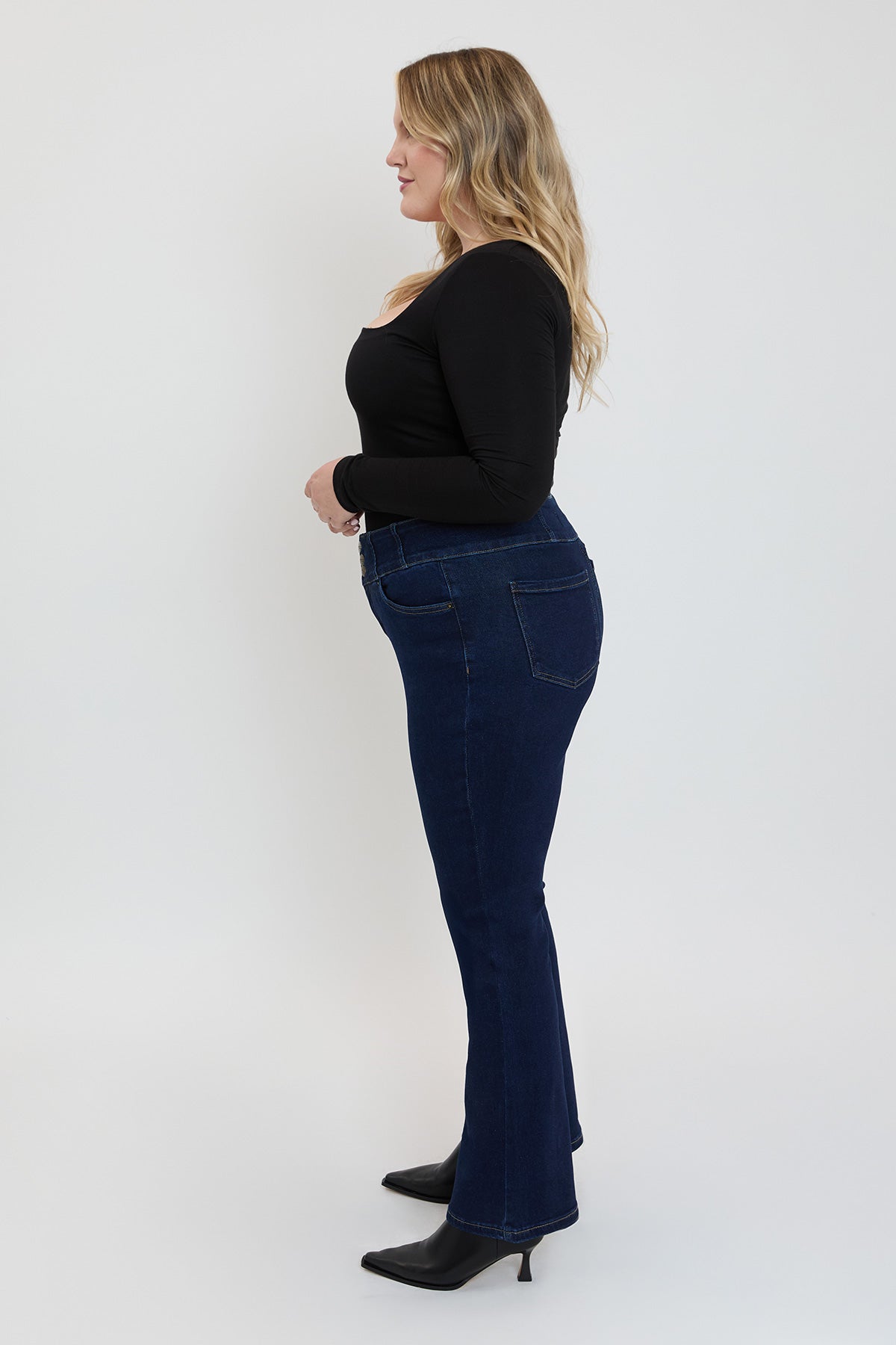 3-Button Bootcut Jeans