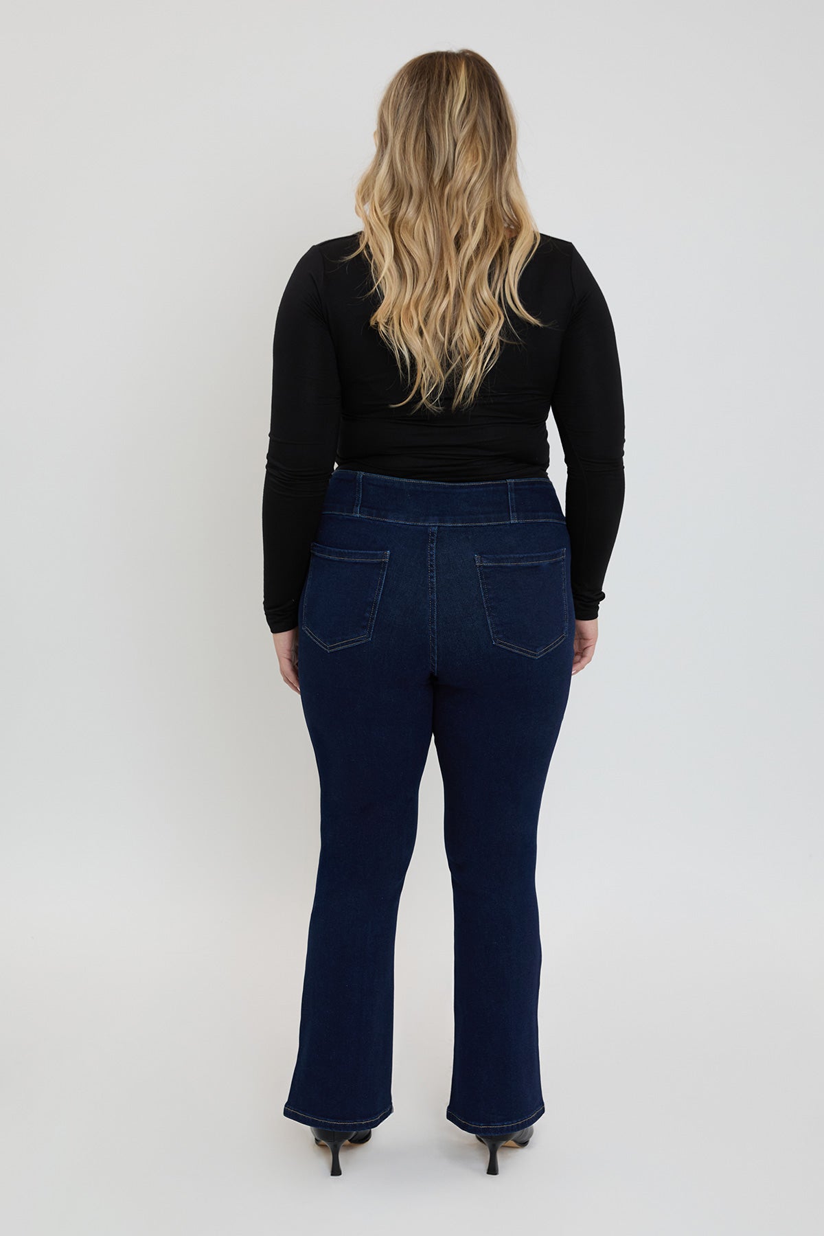 3-Button Bootcut Jeans