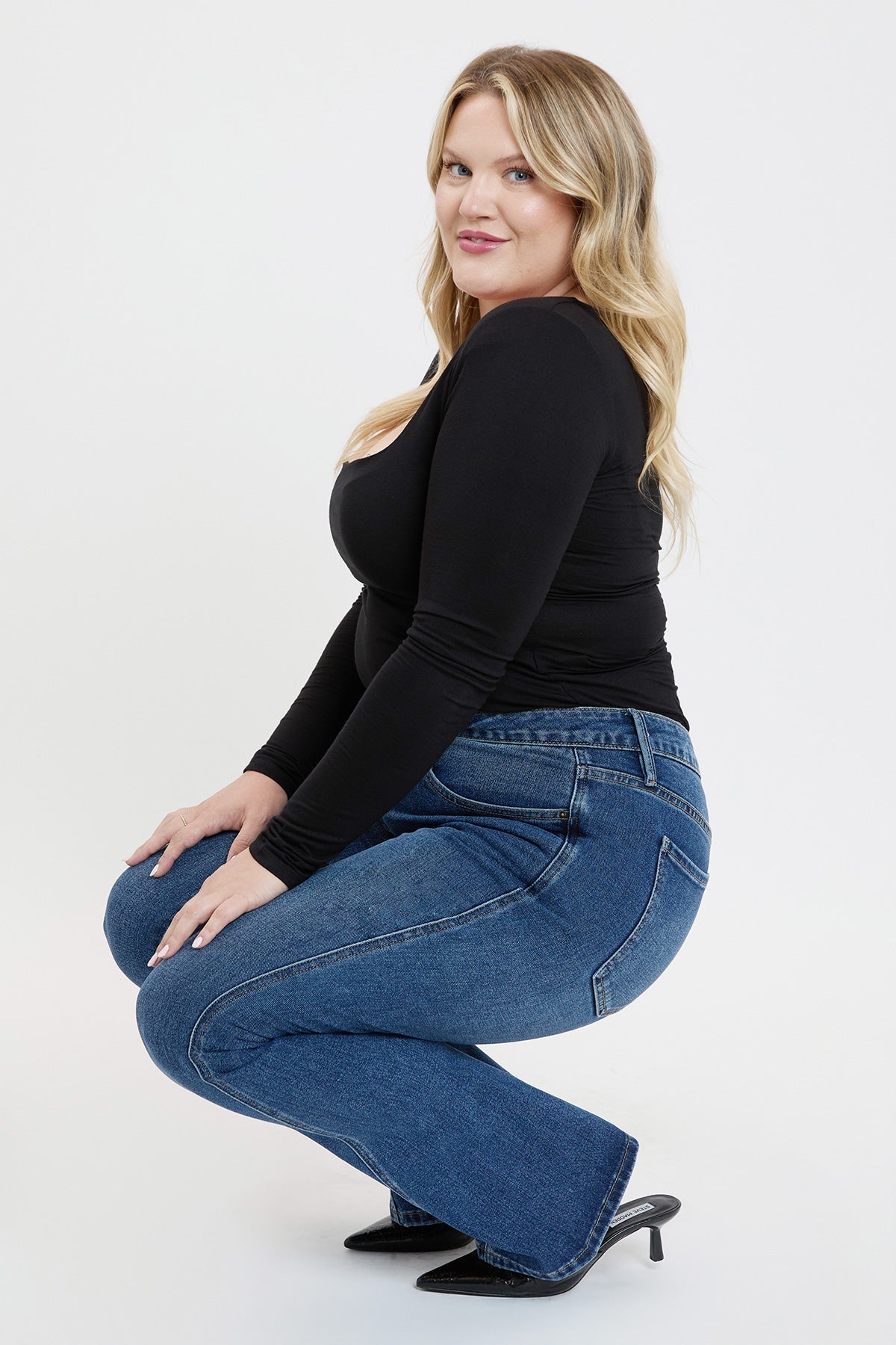 Curve Seam Flare Jeans
