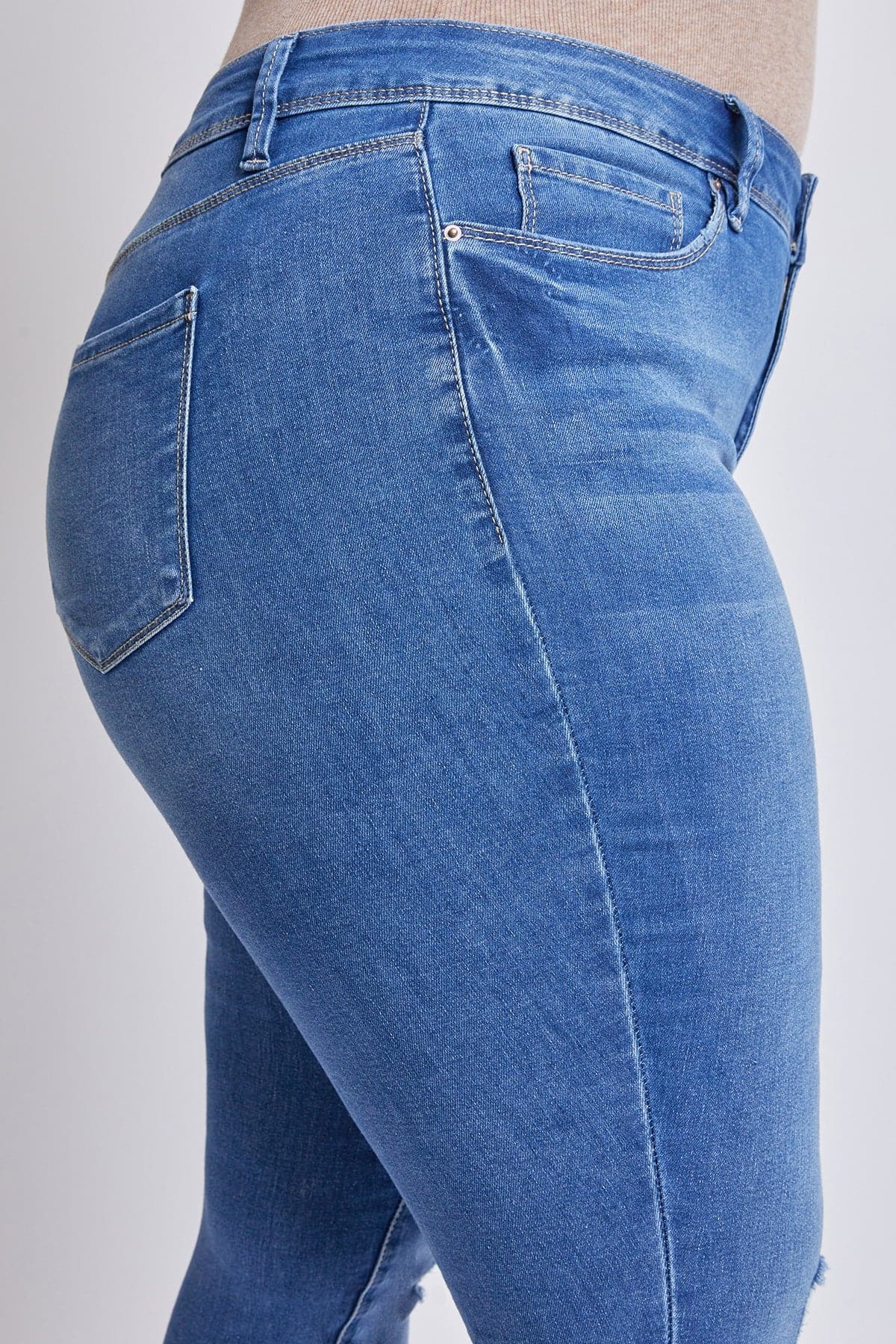 Essential High Rise Skinny Jean