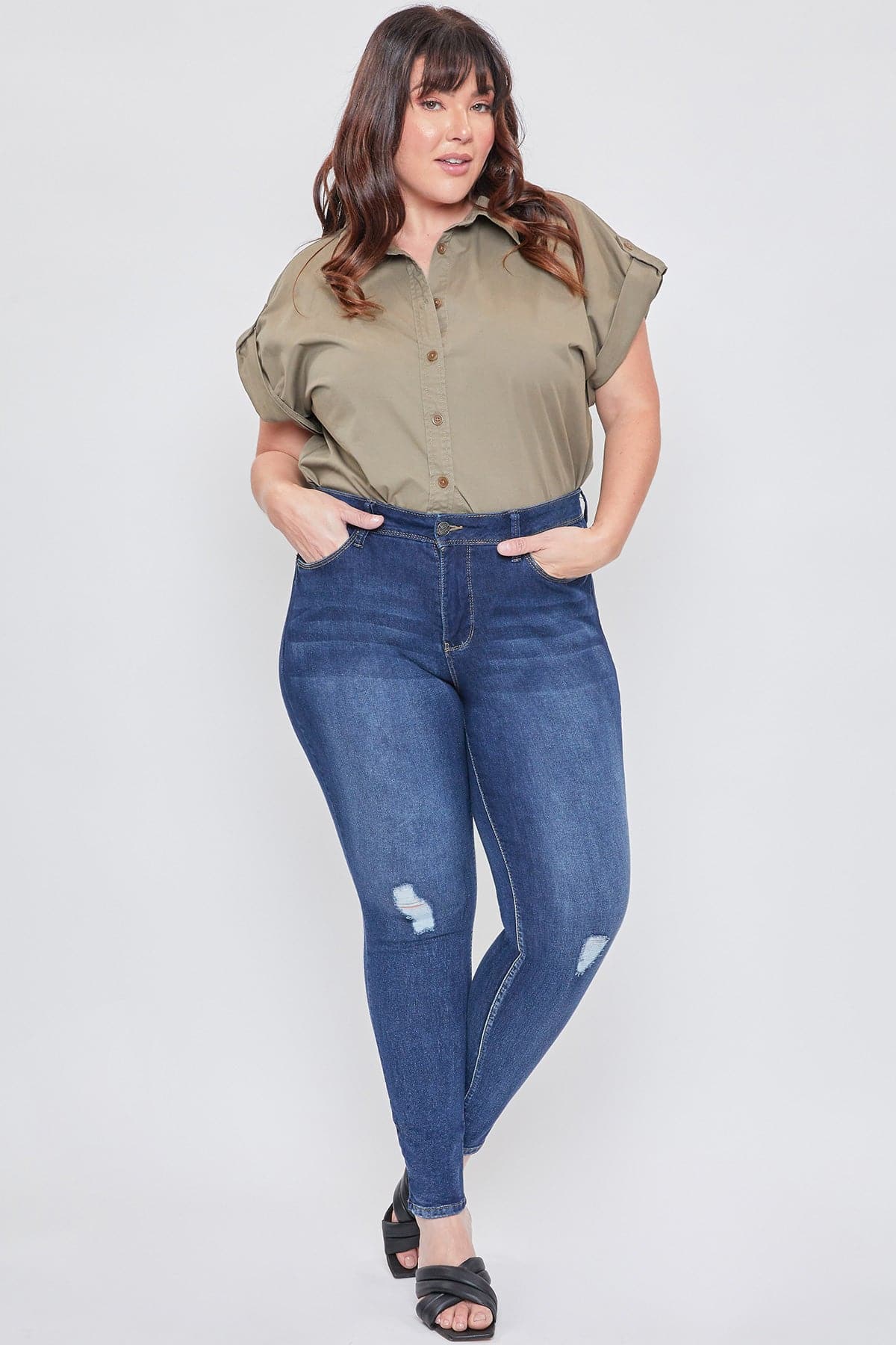Essential High Rise Skinny Jean