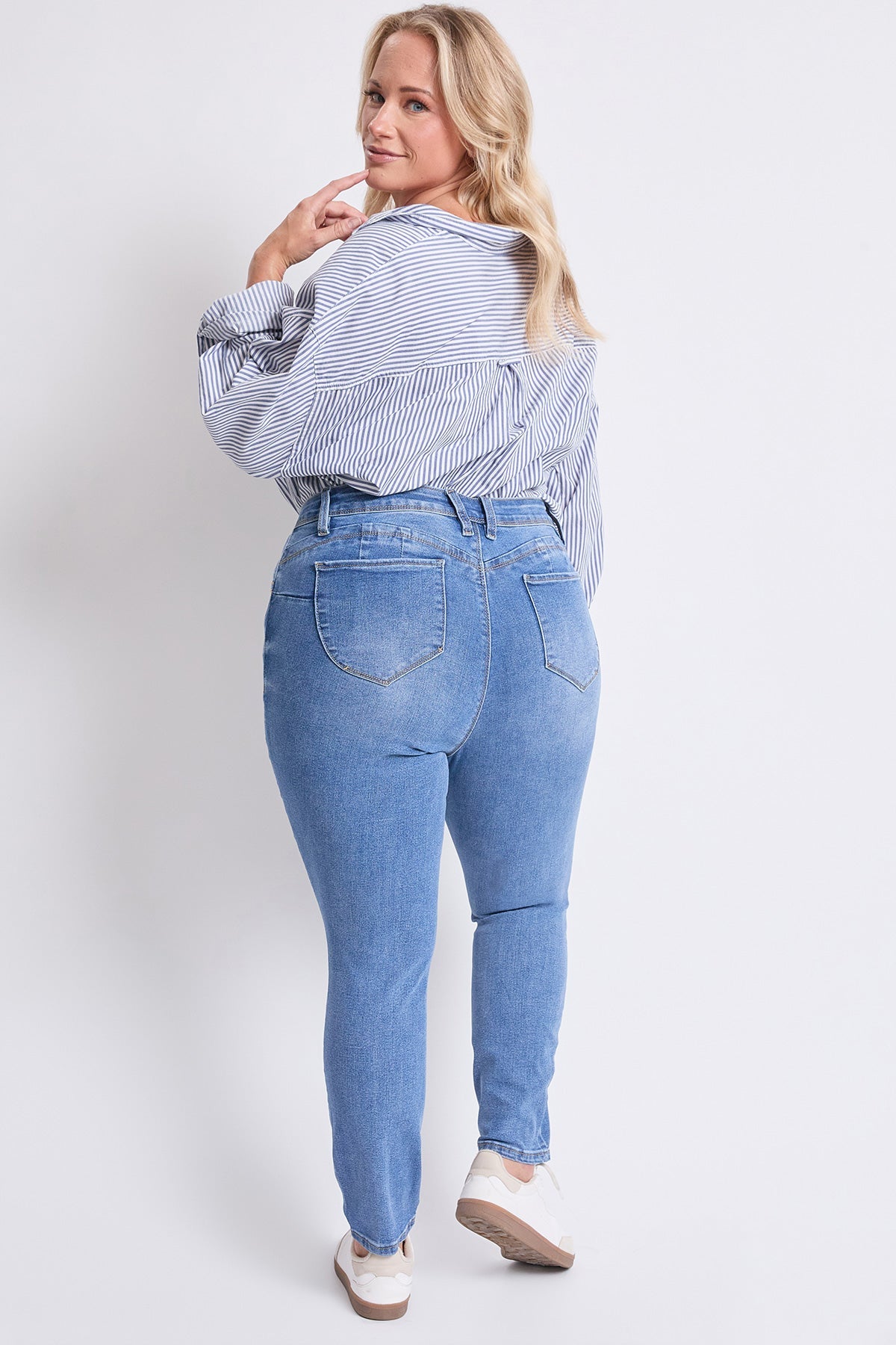 High Rise Curve Confidence WannaBettaButt Skinny Jeans