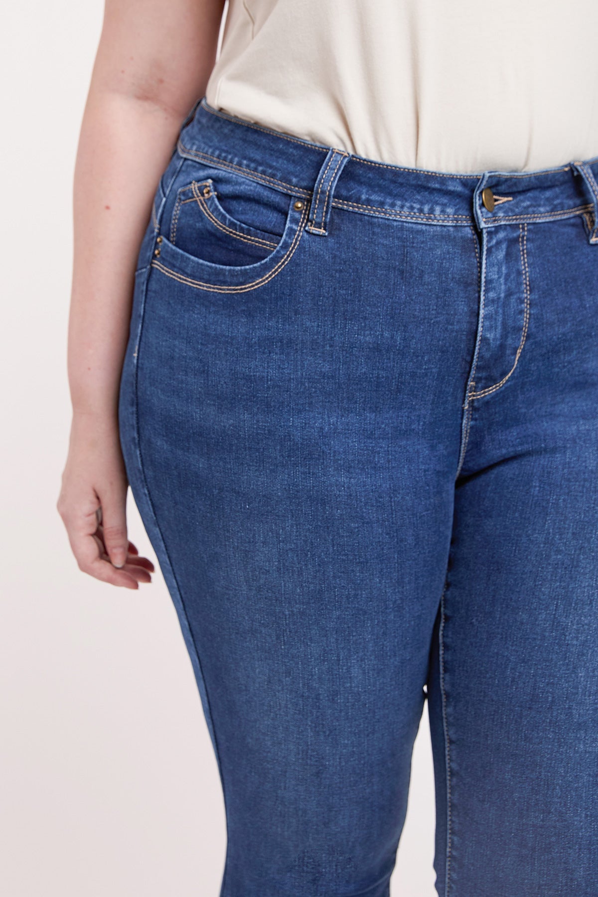 High Rise Curve Confidence WannaBettaButt Skinny Jeans