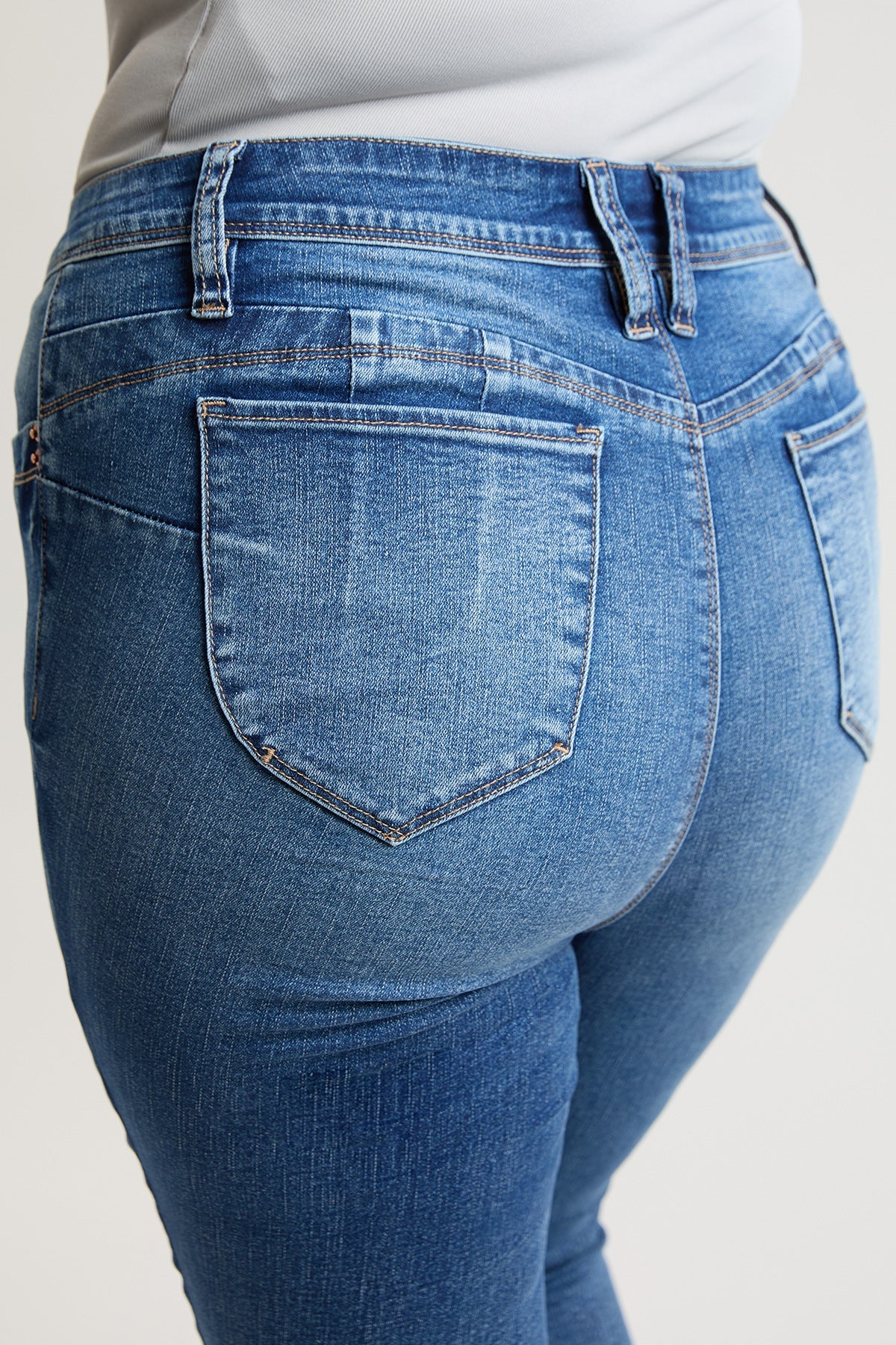 High Rise Curve Confidence WannaBettaButt Skinny Jeans