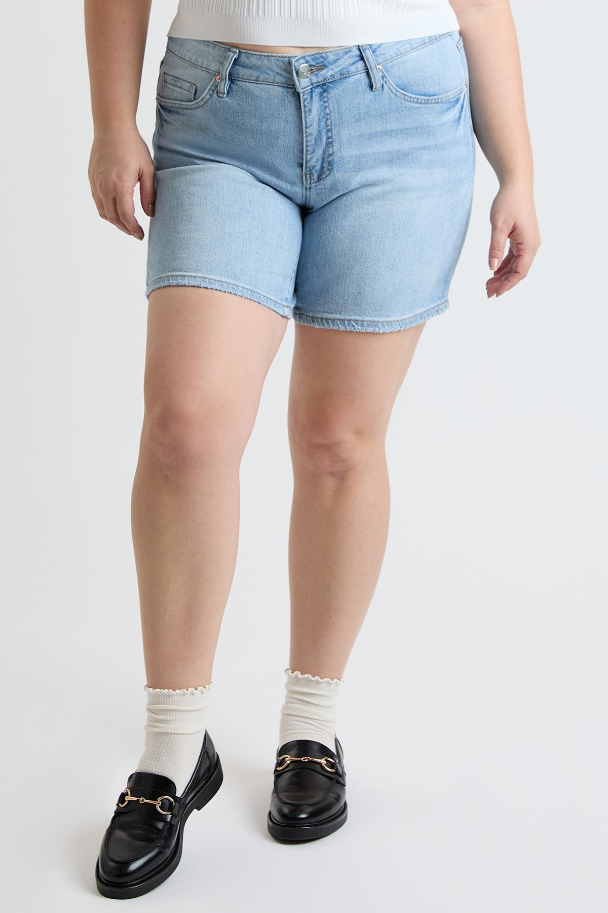 High Rise Essential Short