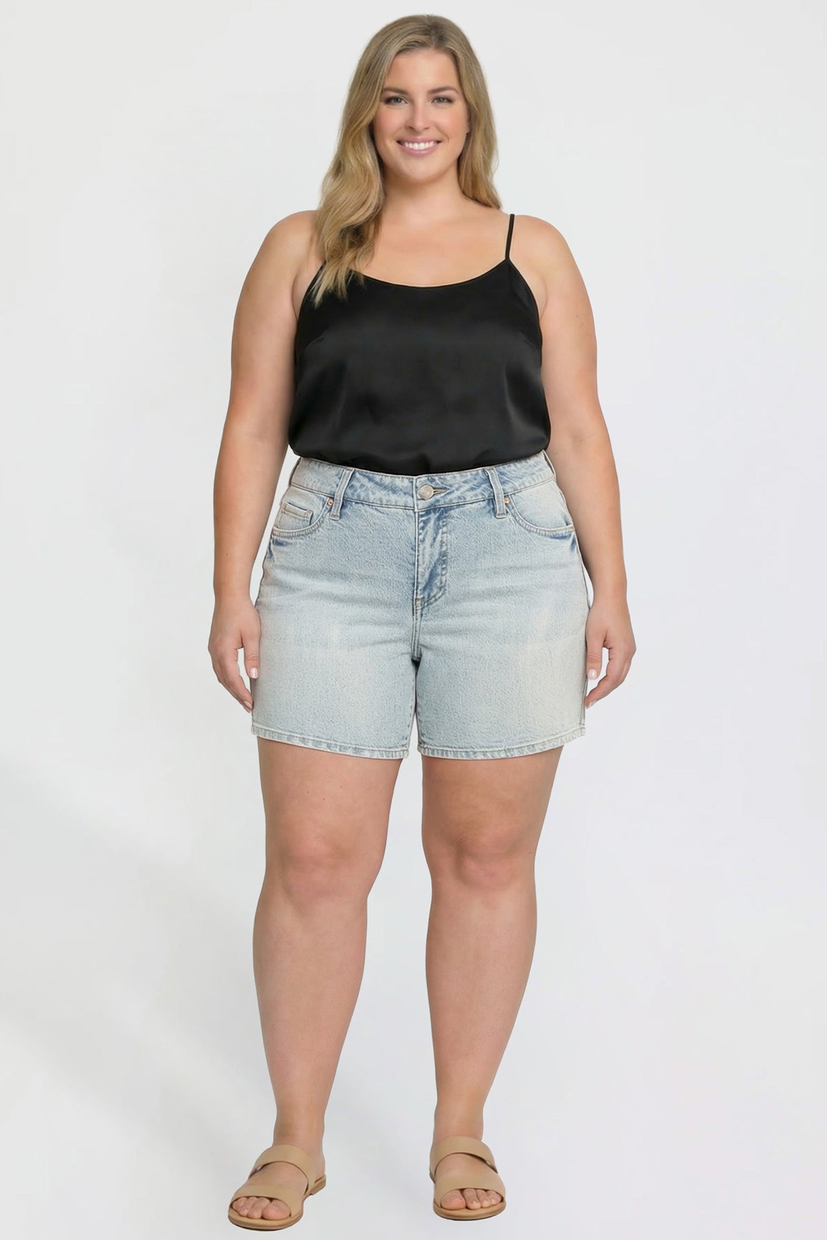 Luxe Essential Short