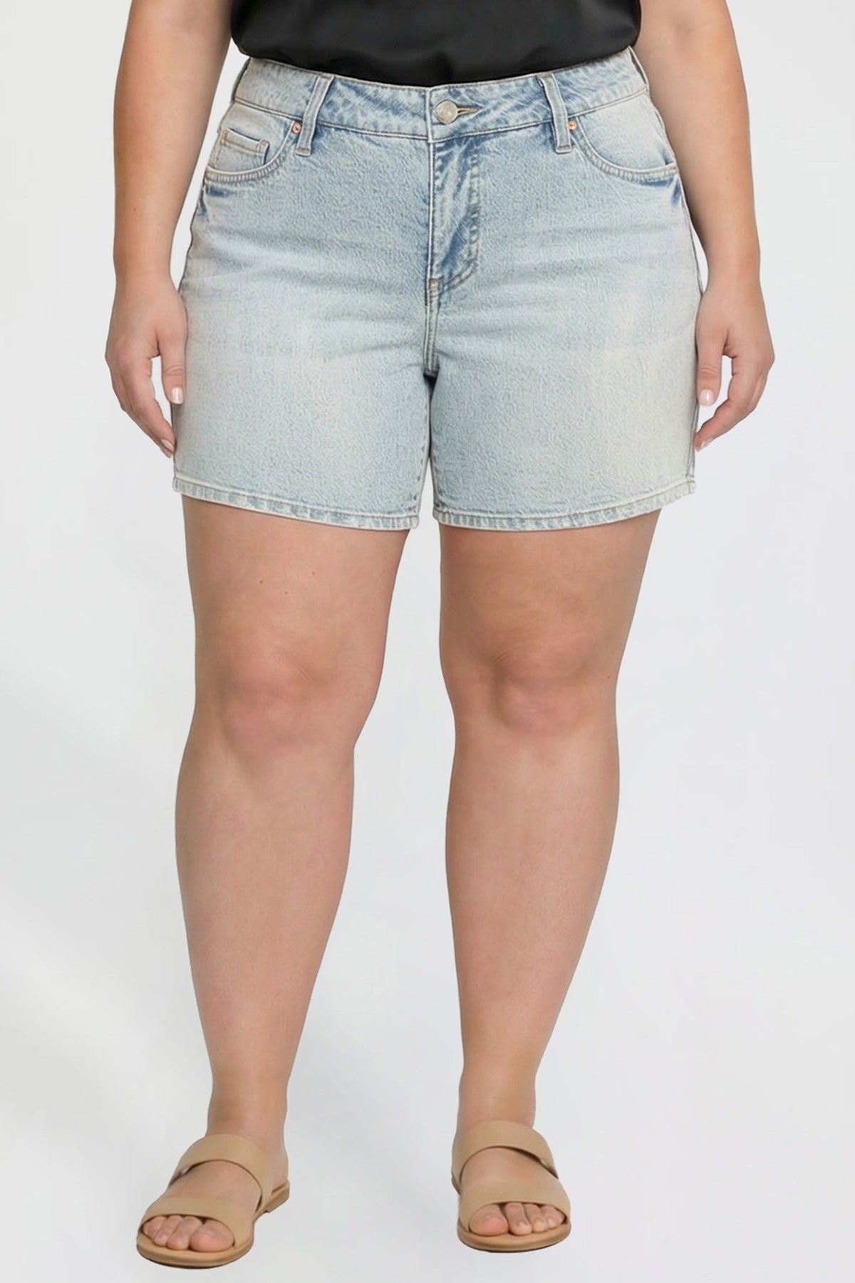 Luxe Essential Short