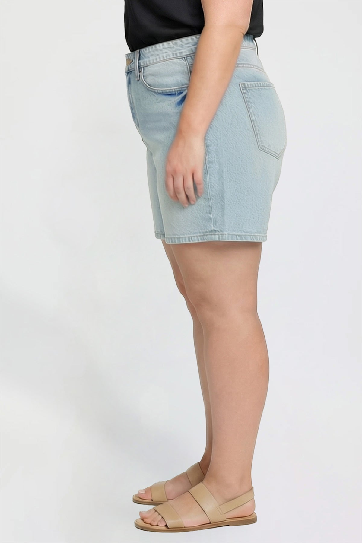 Luxe Essential Short