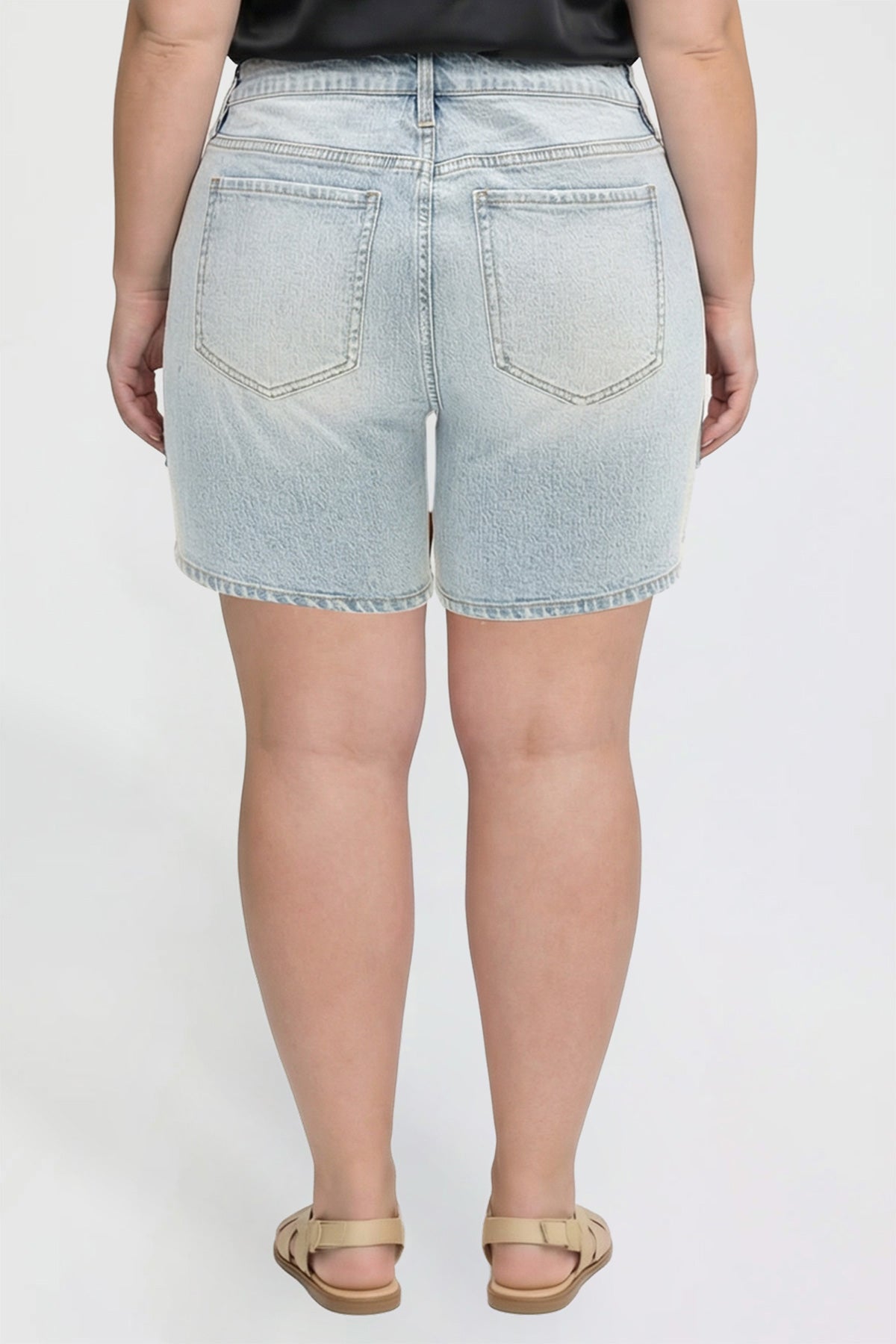 Luxe Essential Short
