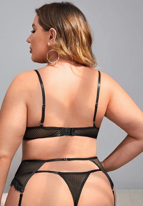 Catching Feelings 3 Piece Garter Set