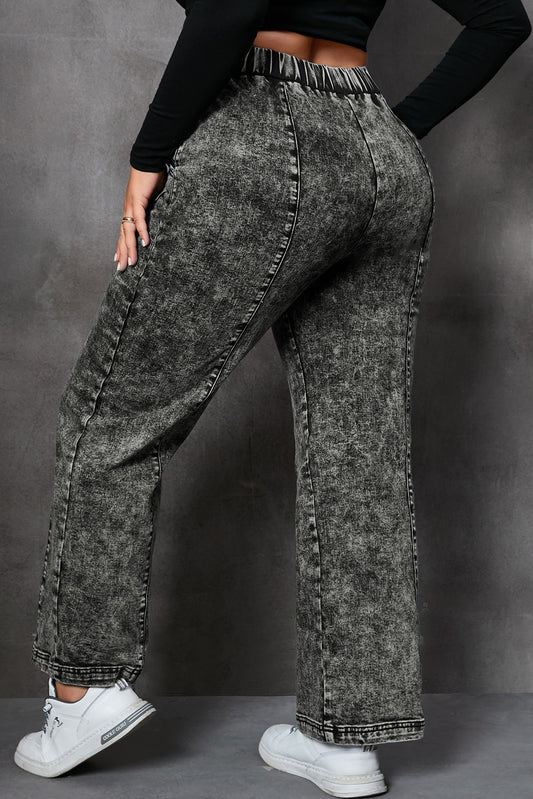 “Noa” Straight Jeans