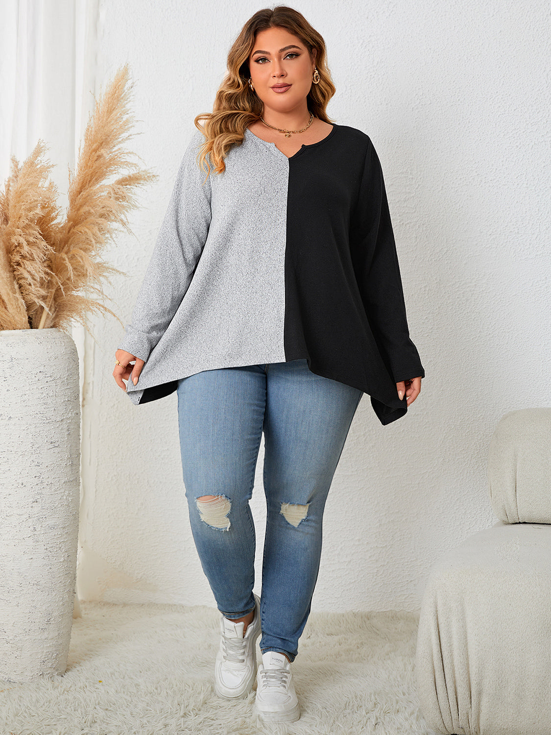 Honey Contrast Notched Neck T-Shirt