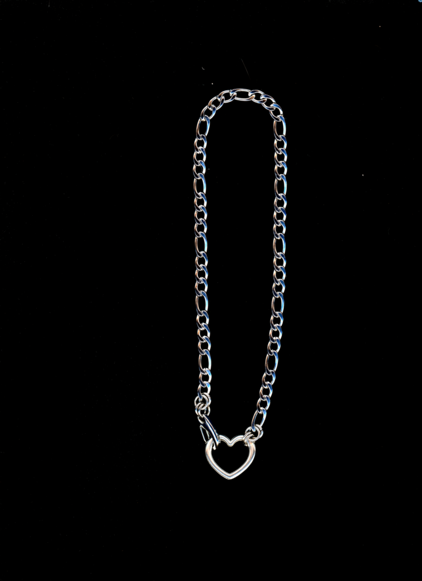 only yours <3 heart clasp choker necklace