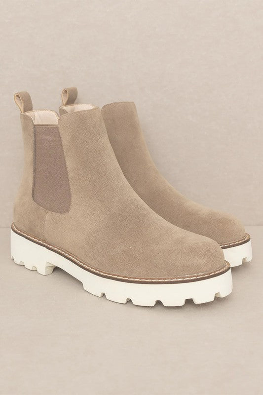 GIANNA CHUNKY SOLE CHESEA BOOT