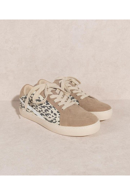 JORDAN LOW TOP SNEAKERS