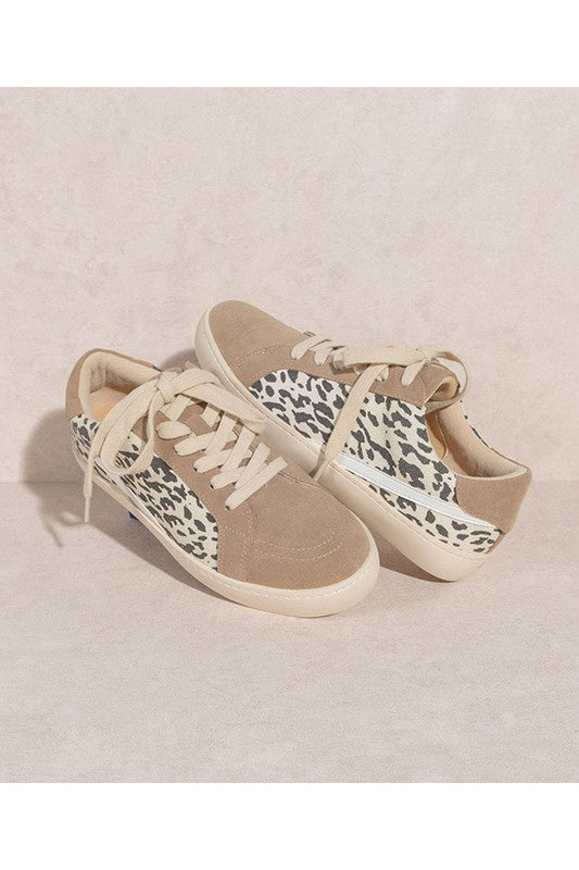 JORDAN LOW TOP SNEAKERS