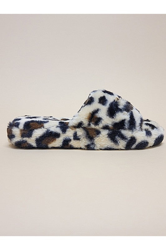 “CARI” SLIPPERS
