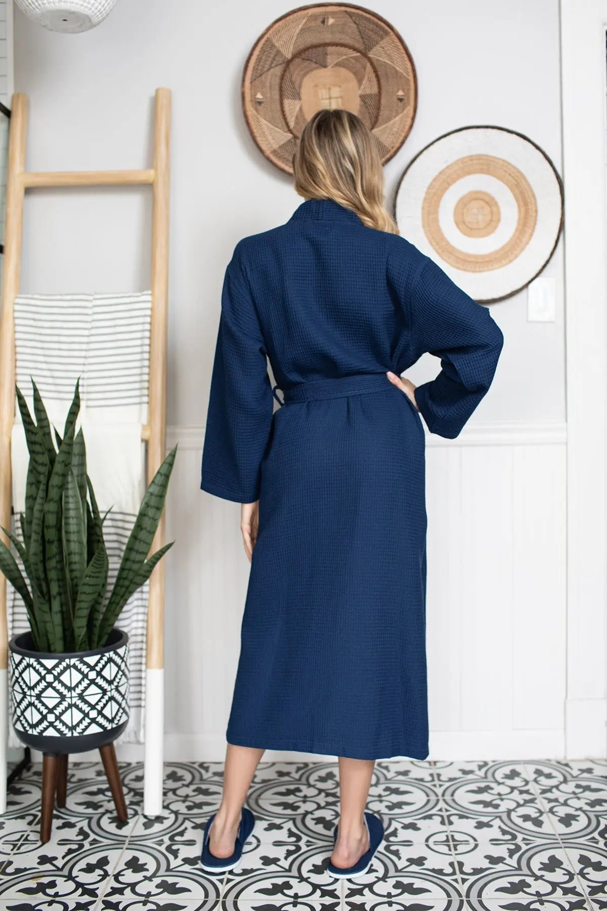 Waffle Robe – Lightweight, Quick-Dry Spa Comfort