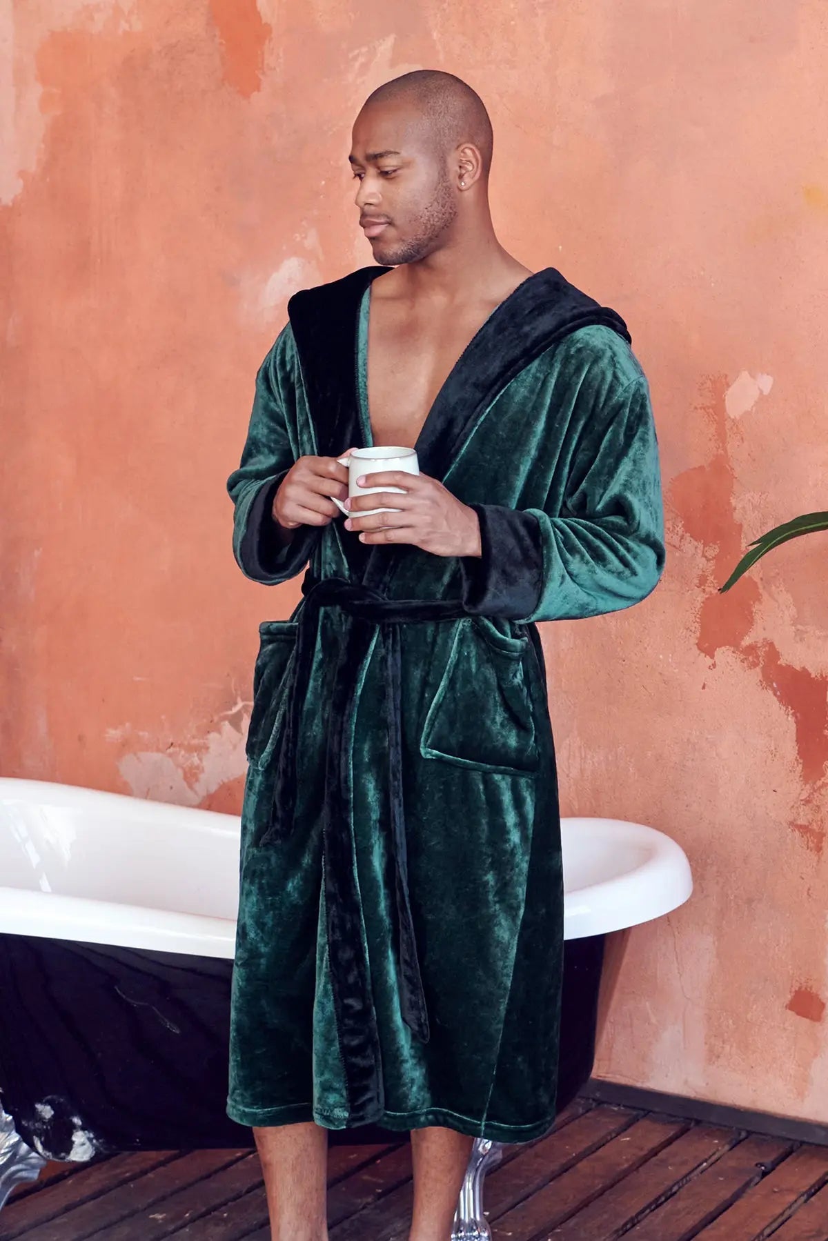 Robe with Hood – Ultra-Soft Plush Comfort for Everyday Use