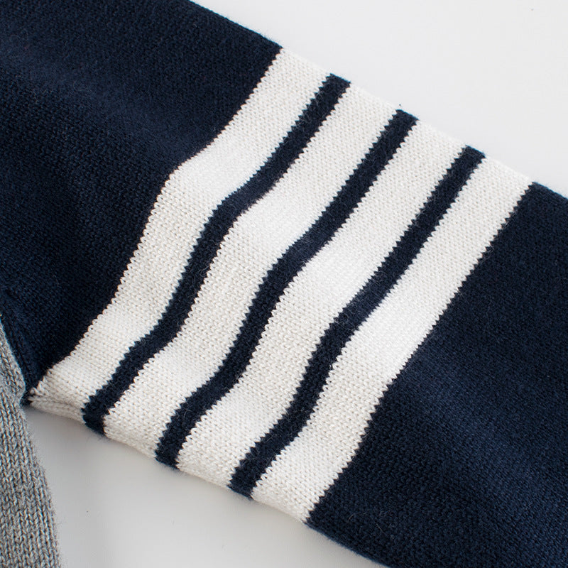 Contrast Design Side Striped Pattern Knitted Western Style Sweater
