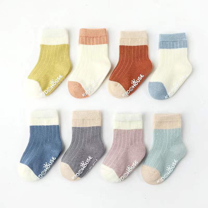 Two Colors Contrast Boneless Bottom Dispensing Socks