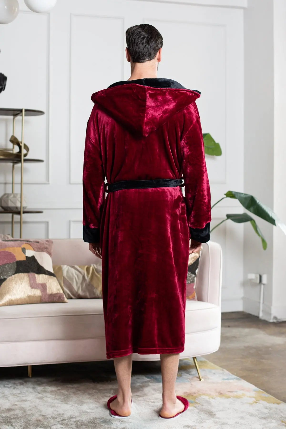 Robe with Hood – Ultra-Soft Plush Comfort for Everyday Use