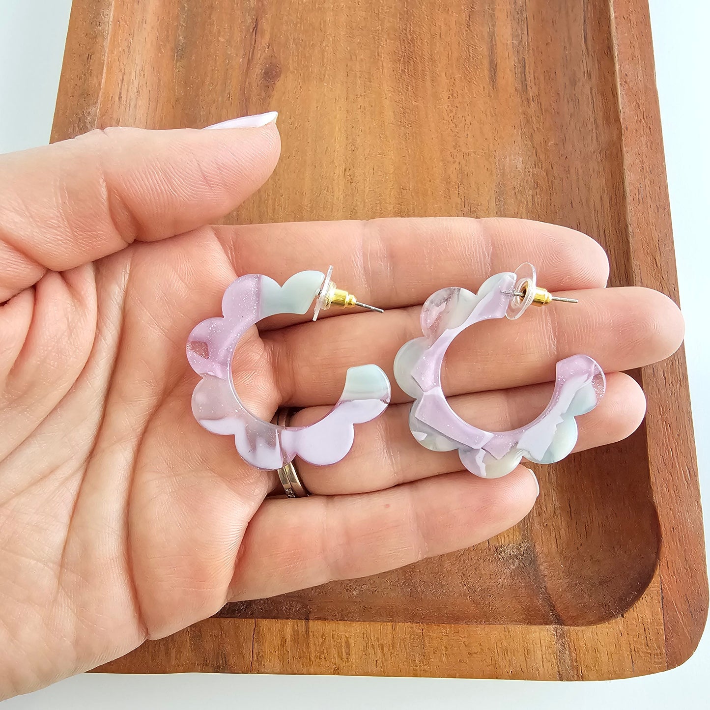 Flora Hoops - Lilac Quartz