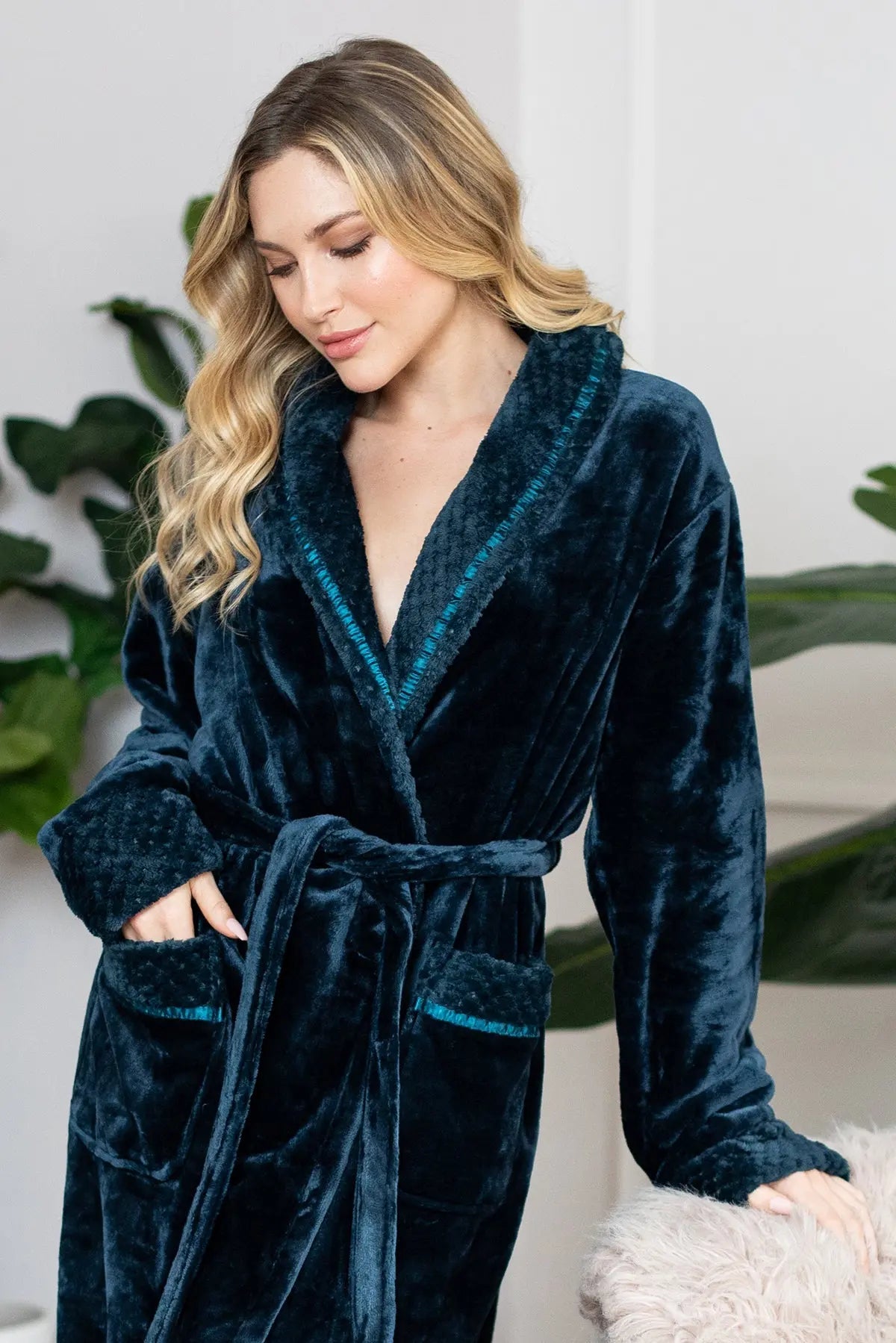 Ultra Soft Plush Bathrobe
