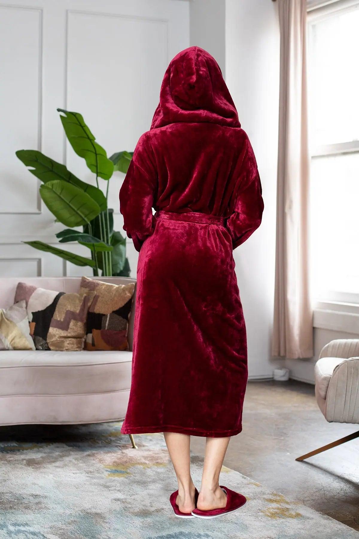 Plush Hooded Robe - Spa-Worthy Comfort at Home