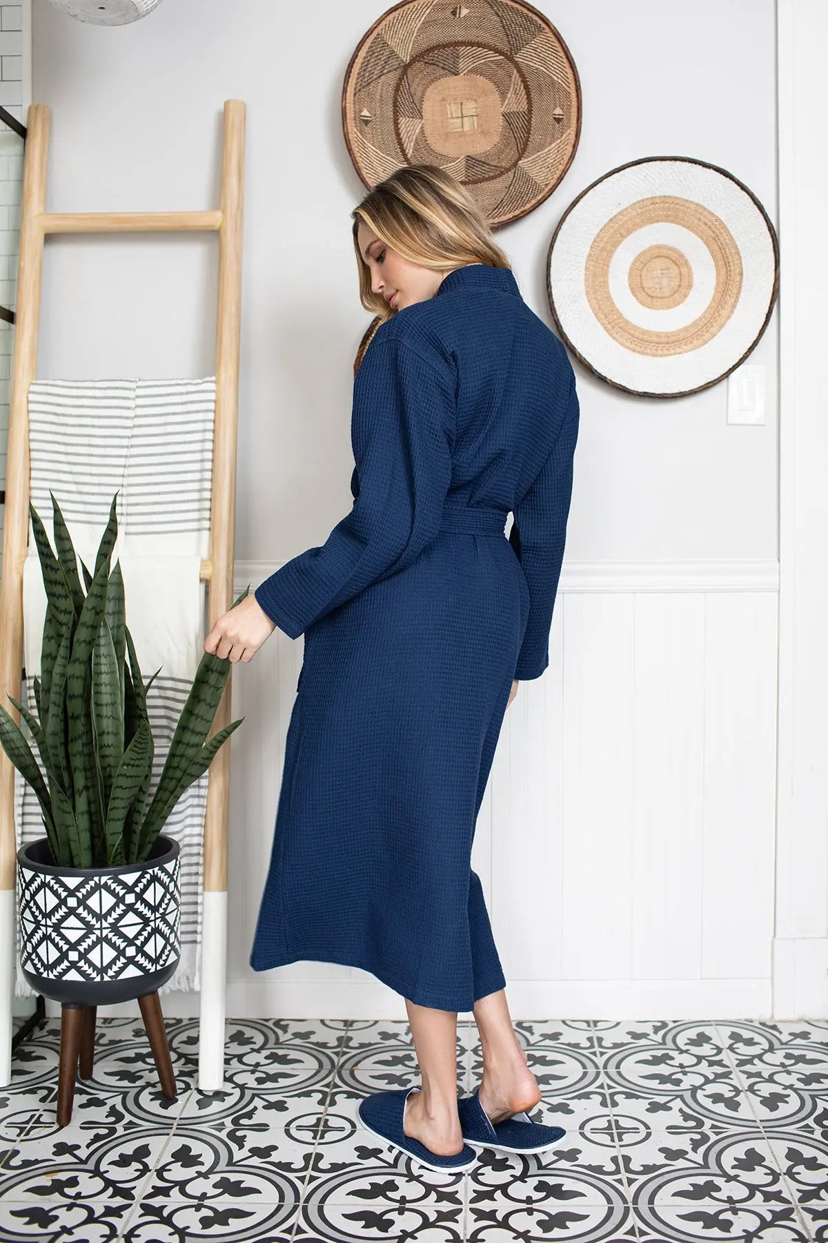 Waffle Robe – Lightweight, Quick-Dry Spa Comfort